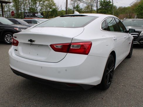 Used 2018 Chevrolet Malibu LT w/ Driver Confidence Package FWD image 8