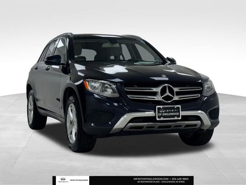 Used 2018 Mercedes-Benz GLC 300 4MATIC image 1