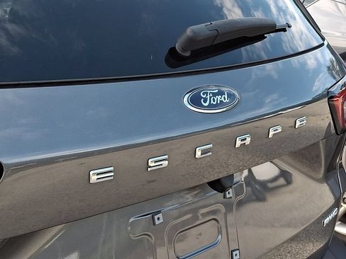 Used 2024 Ford Escape Active AWD/4WD image 10