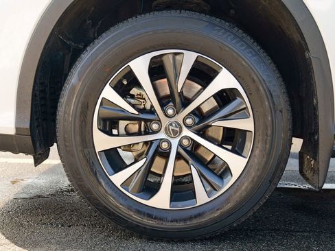 Used 2022 Lexus RX 350L Premium w/ Premium Package image 15