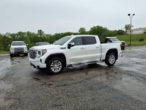 Used 2024 GMC Sierra 1500 Denali w/ Technology Package AWD/4WD image 44