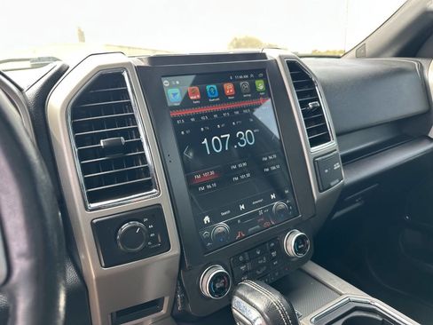 Used 2017 Ford F150 Lariat w/ Equipment Group 502A Luxury image 3