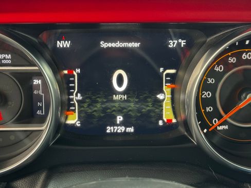 Used 2023 Jeep Wrangler Unlimited Rubicon w/ Cold Weather Group image 26