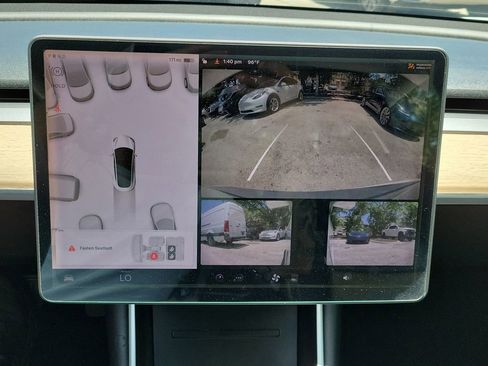 Used 2018 Tesla Model 3 Long Range RWD image 29