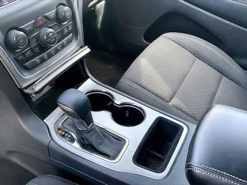 Certified 2018 Jeep Grand Cherokee Laredo image 11