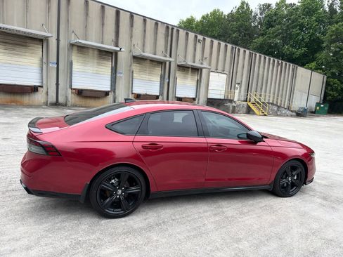 Used 2025 Honda Accord Sport image 11