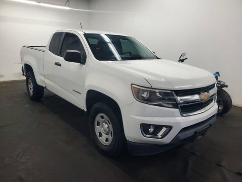 Used 2016 Chevrolet Colorado W/T image 3