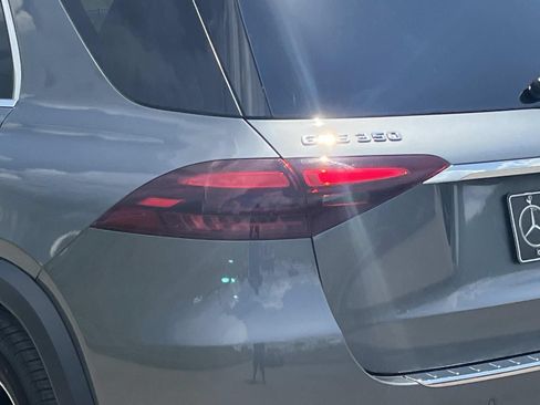 Certified 2025 Mercedes-Benz GLE 350 4MATIC image 10