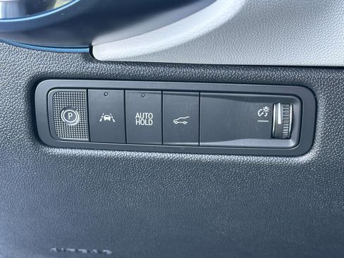 New 2026 Chevrolet Equinox EV LT image 17