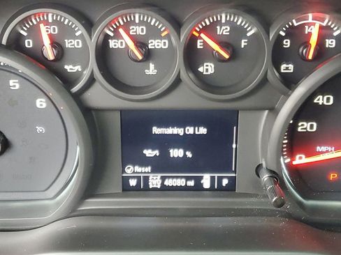 Used 2024 Chevrolet Silverado 2500 Custom w/ Custom Value Package image 14