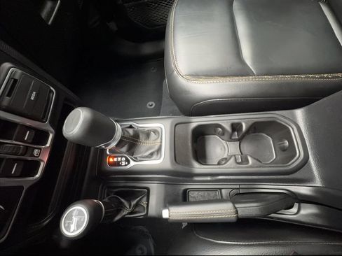 Used 2023 Jeep Wrangler Unlimited Sahara AWD/4WD image 47