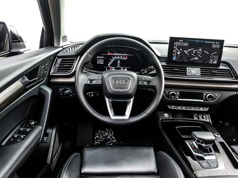 Used 2025 Audi Q5 2.0T Premium Plus w/ Premium Plus Package image 6