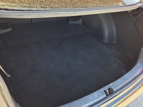 Used 2020 Toyota Corolla LE image 13