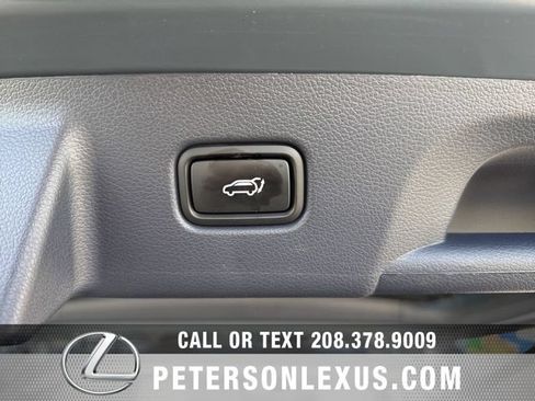 Used 2025 Hyundai Palisade Limited AWD/4WD image 23