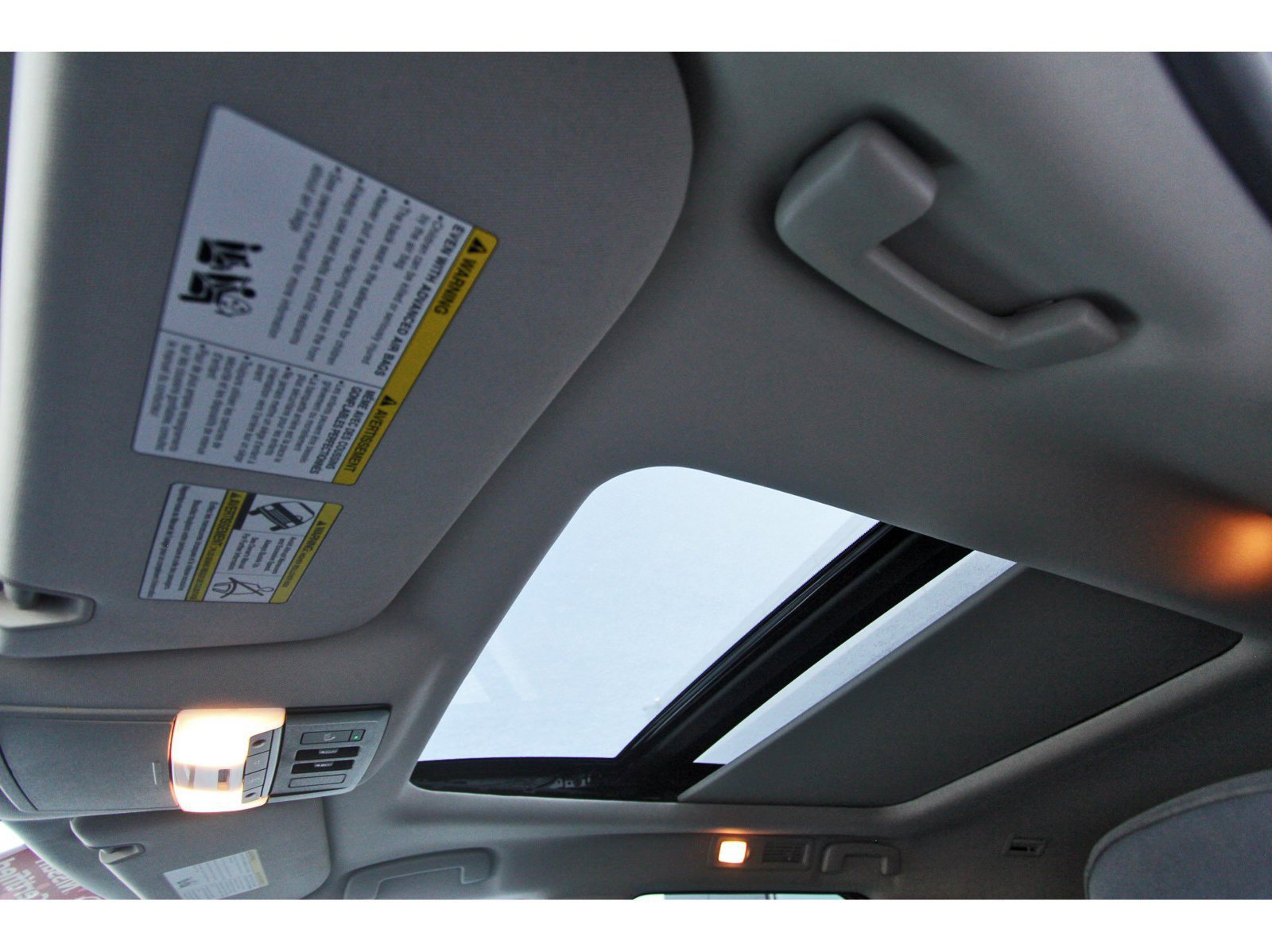Certified 2025 Nissan Pathfinder SV w/ SV Premium Package FWD image 32