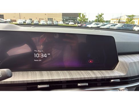 Used 2024 Kia Telluride EX w/ EX Captain's Chair Package FWD image 20