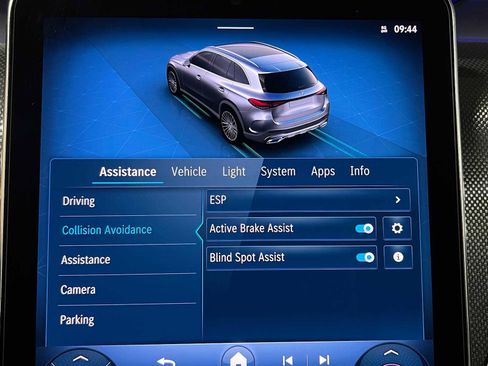 New 2025 Mercedes-Benz GLC 300 4MATIC image 28