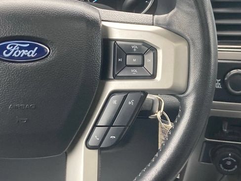 Used 2022 Ford F250 Lariat AWD/4WD image 8