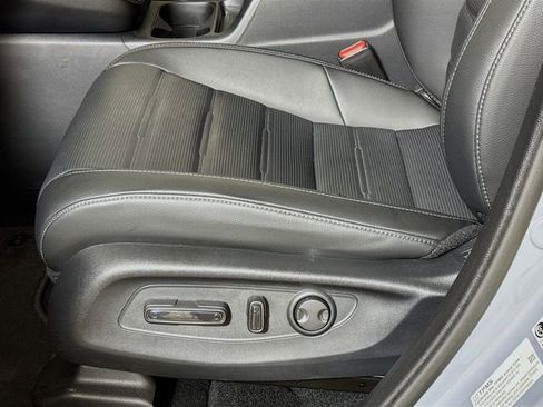 Used 2026 Honda CR-V EX-L image 16