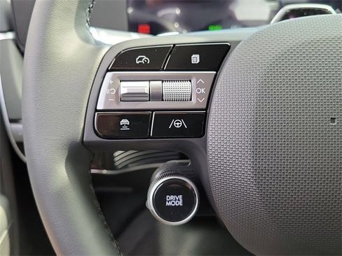 New 2026 Hyundai Ioniq 5 SE image 5