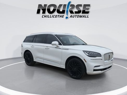 Used 2022 Lincoln Aviator Reserve w/ Equipment Group 201A AWD/4WD image 2