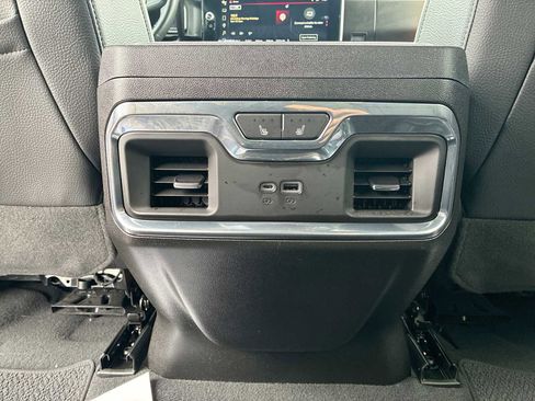 Certified 2024 GMC Sierra 2500 Denali w/ Denali Reserve Package image 22