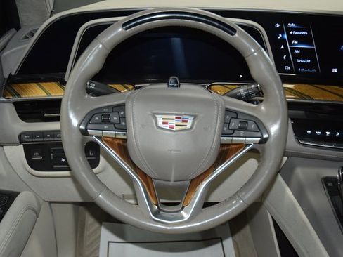 Used 2022 Cadillac Escalade Sport Platinum image 40