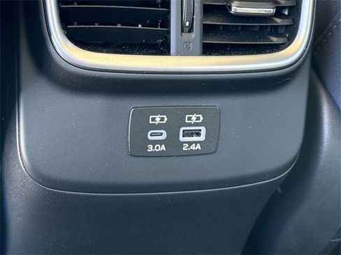 Certified 2025 Subaru Outback Premium image 11