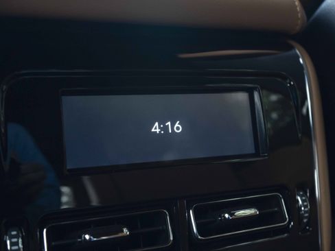 Used 2025 Lincoln Aviator Black Label AWD/4WD image 39