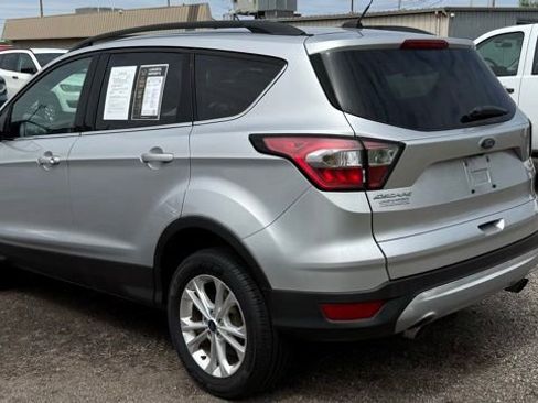Used 2018 Ford Escape SE AWD/4WD image 8