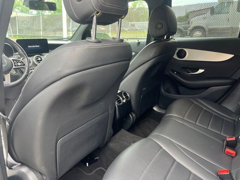 Used 2021 Mercedes-Benz GLC 300 image 12