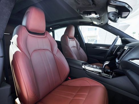 Used 2022 Maserati Levante Modena image 26