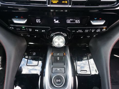 Used 2022 Acura MDX A-Spec AWD/4WD image 12