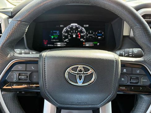 Used 2023 Toyota Sequoia Limited image 16