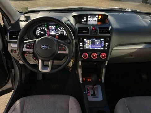 Used 2018 Subaru Forester 2.5i Premium image 10