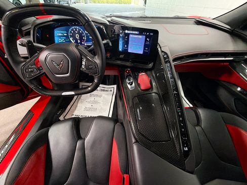 Used 2024 Chevrolet Corvette Z06 w/ Z07 Performance Package RWD image 15