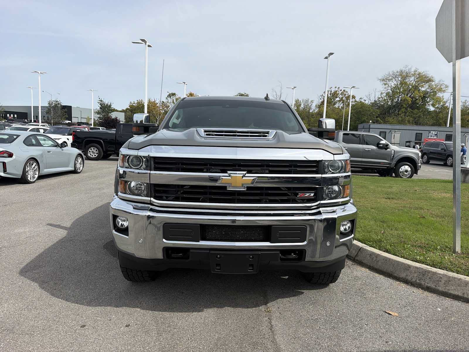 Used 2017 Chevrolet Silverado 2500 LTZ w/ Duramax Plus Package AWD/4WD image 2
