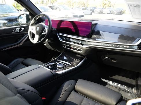 Used 2024 BMW X5 sDrive40i w/ M Sport Package RWD image 20