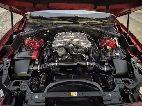 Used 2019 Jaguar F-PACE S image 2