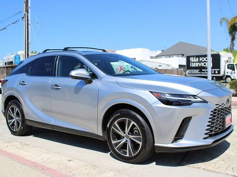 Used 2025 Lexus RX 350 Premium w/ Accessory Package FWD image 8