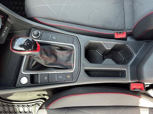 Used 2024 Volkswagen Jetta GLI 40th Anniversary Edition FWD image 31