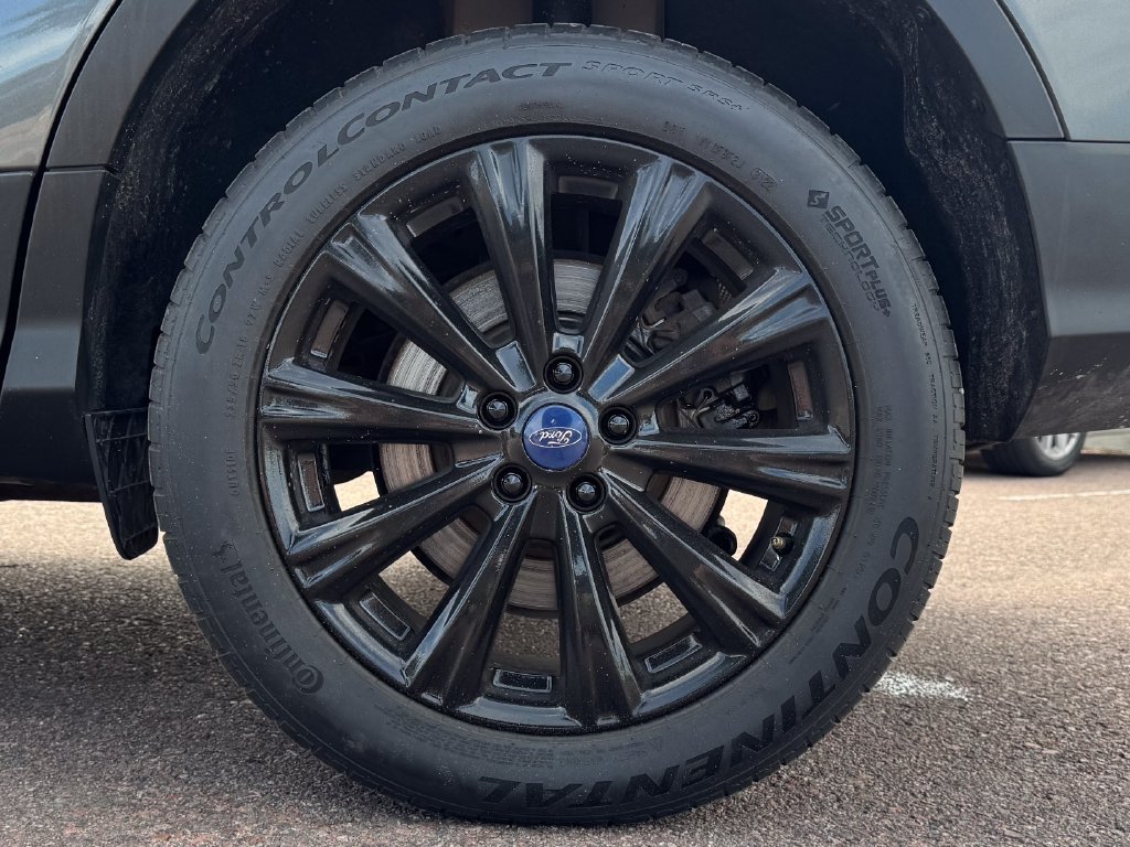 Used 2017 Ford Escape Titanium AWD/4WD image 12