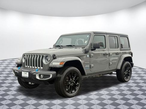 Used 2023 Jeep Wrangler Unlimited Sahara image 3