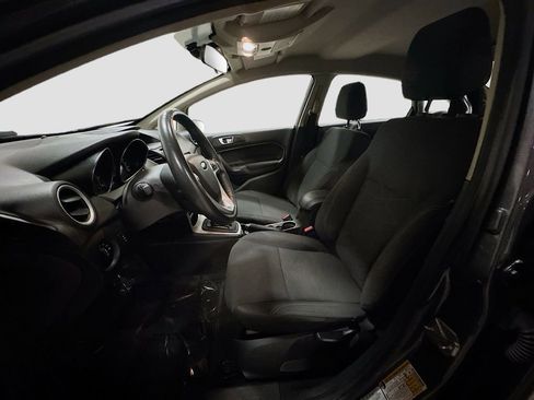 Used 2016 Ford Fiesta SE image 22