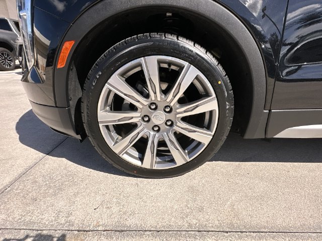 Certified 2023 Cadillac XT4 Premium Luxury w/ Driver Assist Package FWD image 18
