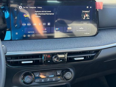 New 2026 Nissan Kicks SV w/ SV Premium Package FWD image 18