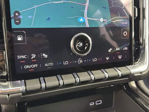 New 2026 GMC Yukon Elevation image 32