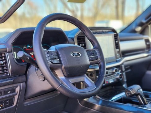 Used 2022 Ford F150 Lariat w/ Equipment Group 502A High image 18