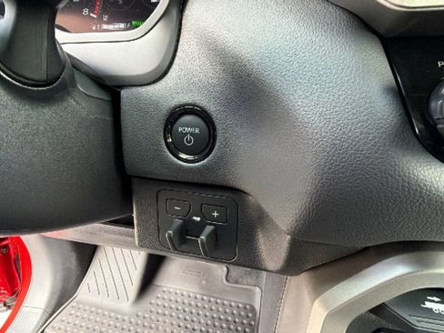 New 2026 Toyota Tundra Limited AWD/4WD image 17