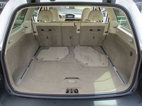 Used 2012 Volvo XC70 3.2 AWD/4WD image 24